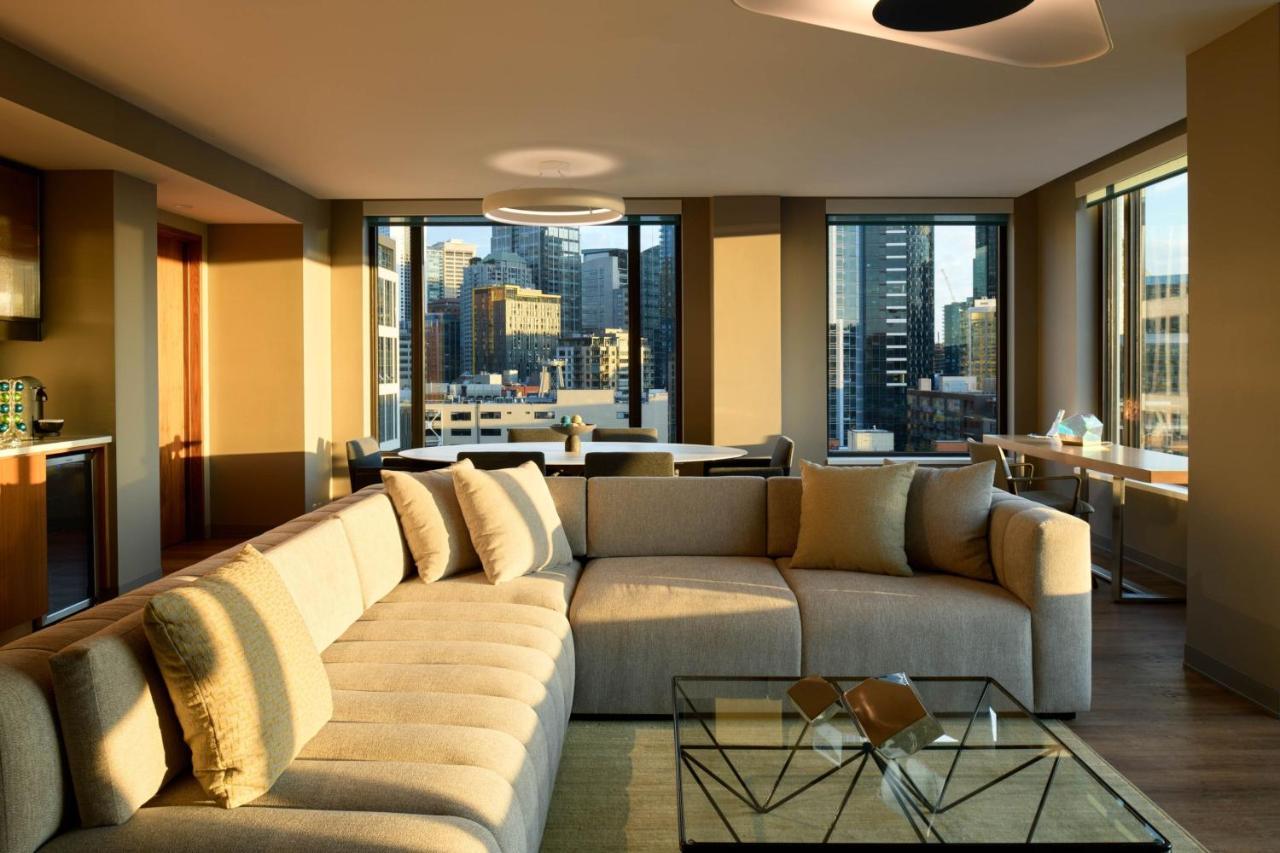 Astra Hotel, Seattle, A Tribute Portfolio Hotel By Marriott エクステリア 写真